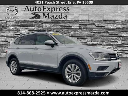 Used 2018 Volkswagen Tiguan SE w/ Panoramic Sunroof Package