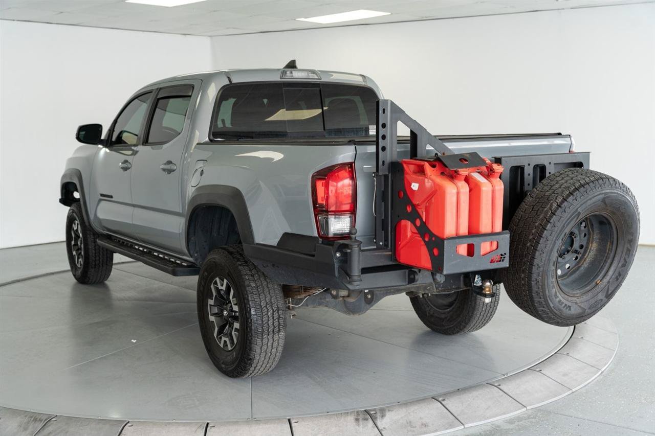 Used 2019 Toyota Tacoma TRD Off-Road AWD/4WD image 5