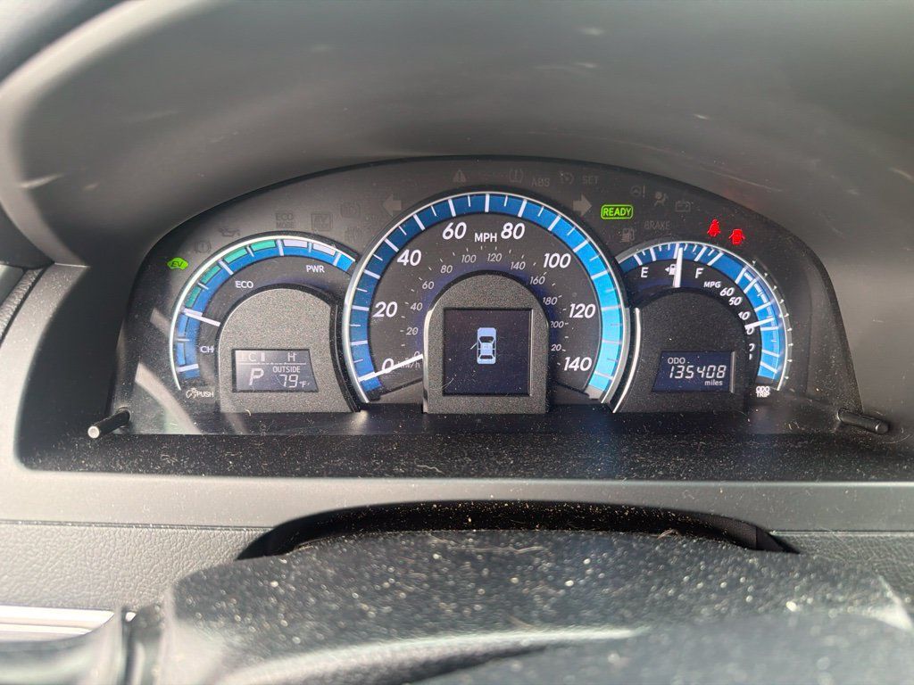 Used 2012 Toyota Camry XLE FWD image 13
