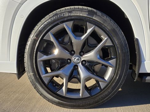 New 2026 Lexus TX 500h AWD image 7