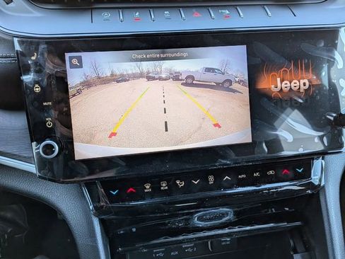 New 2026 Jeep Grand Cherokee Limited w/ Limited Altitude Package image 25