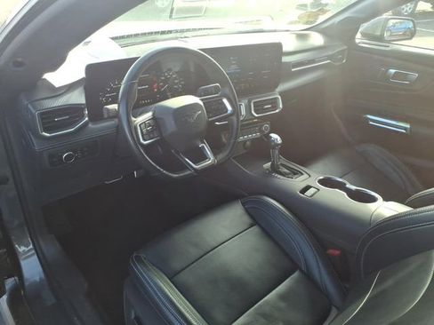 Certified 2025 Ford Mustang Premium image 10