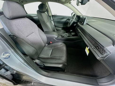 Certified 2025 Honda Accord LX image 7