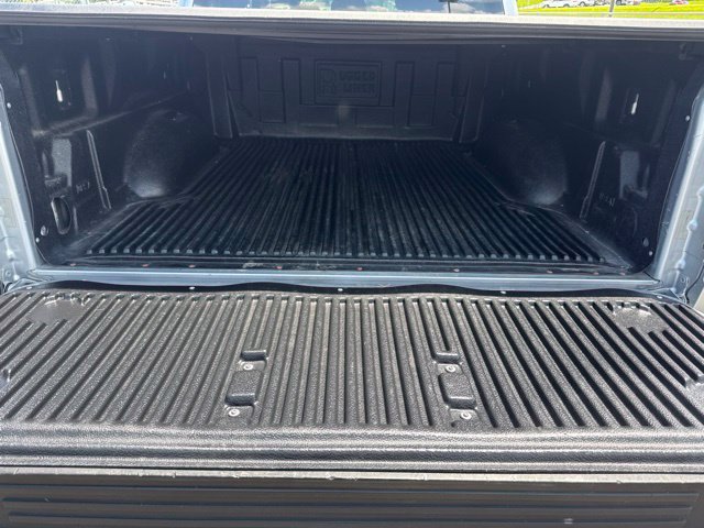 Used 2017 Ford F150 XLT w/ Equipment Group 301A Mid AWD/4WD image 10