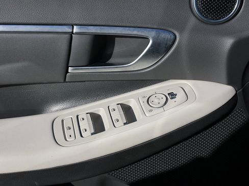 Certified 2025 Hyundai Sonata SEL image 34