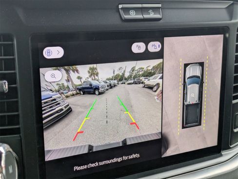 New 2025 Ford F250 Platinum w/ FX4 Off-Road Package image 27