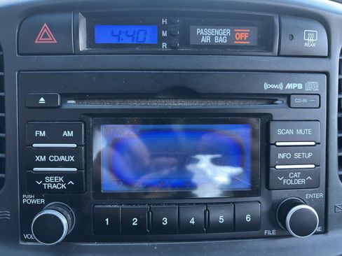 Used 2011 Hyundai Accent GLS image 16