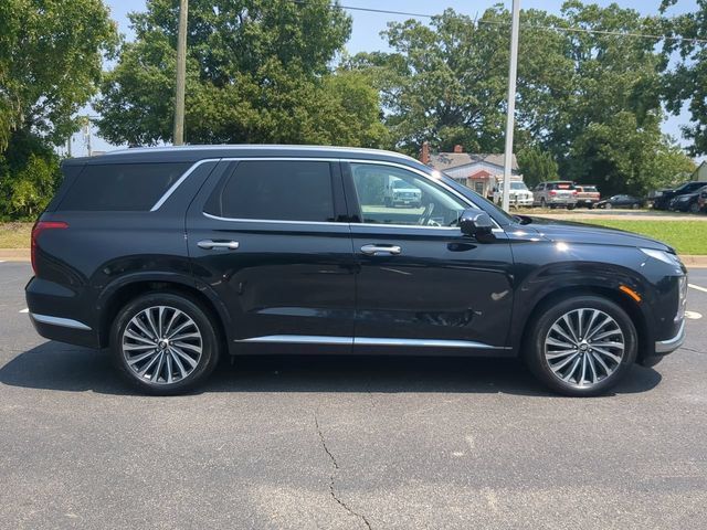 Used 2025 Hyundai Palisade Calligraphy AWD/4WD image 3