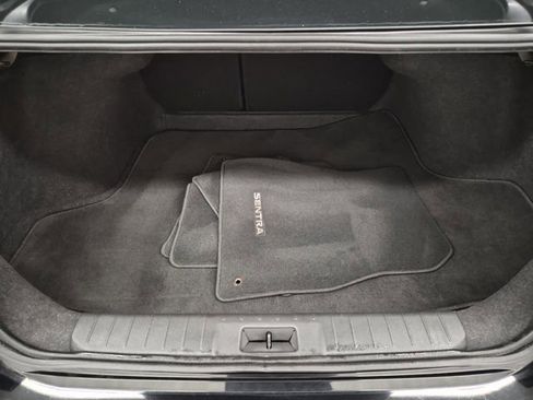 Certified 2023 Nissan Sentra SV image 9