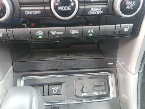 Used 2022 Subaru Ascent Limited AWD/4WD image 20