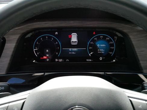 Certified 2025 Volkswagen Atlas SEL Premium R-Line AWD/4WD image 21