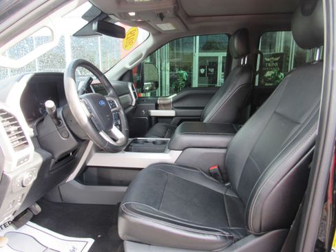 Used 2019 Ford F350 Lariat w/ Lariat Ultimate Package AWD/4WD image 9