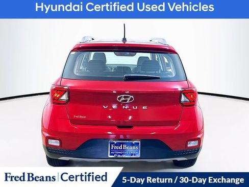 Certified 2023 Hyundai Venue SEL image 23