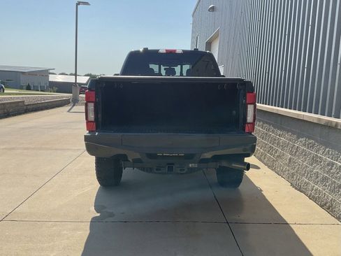 Used 2021 Ford F350 Platinum w/ Tremor Off-Road Package image 25