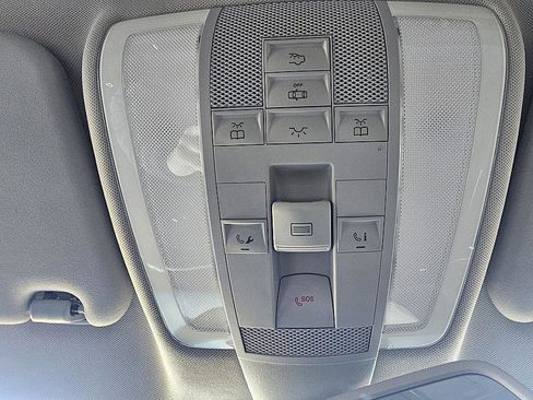 Used 2013 Mercedes-Benz GLK 350 4MATIC image 27