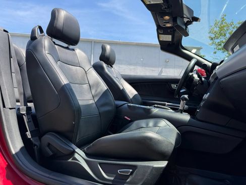 Used 2015 Ford Mustang GT Premium RWD image 14