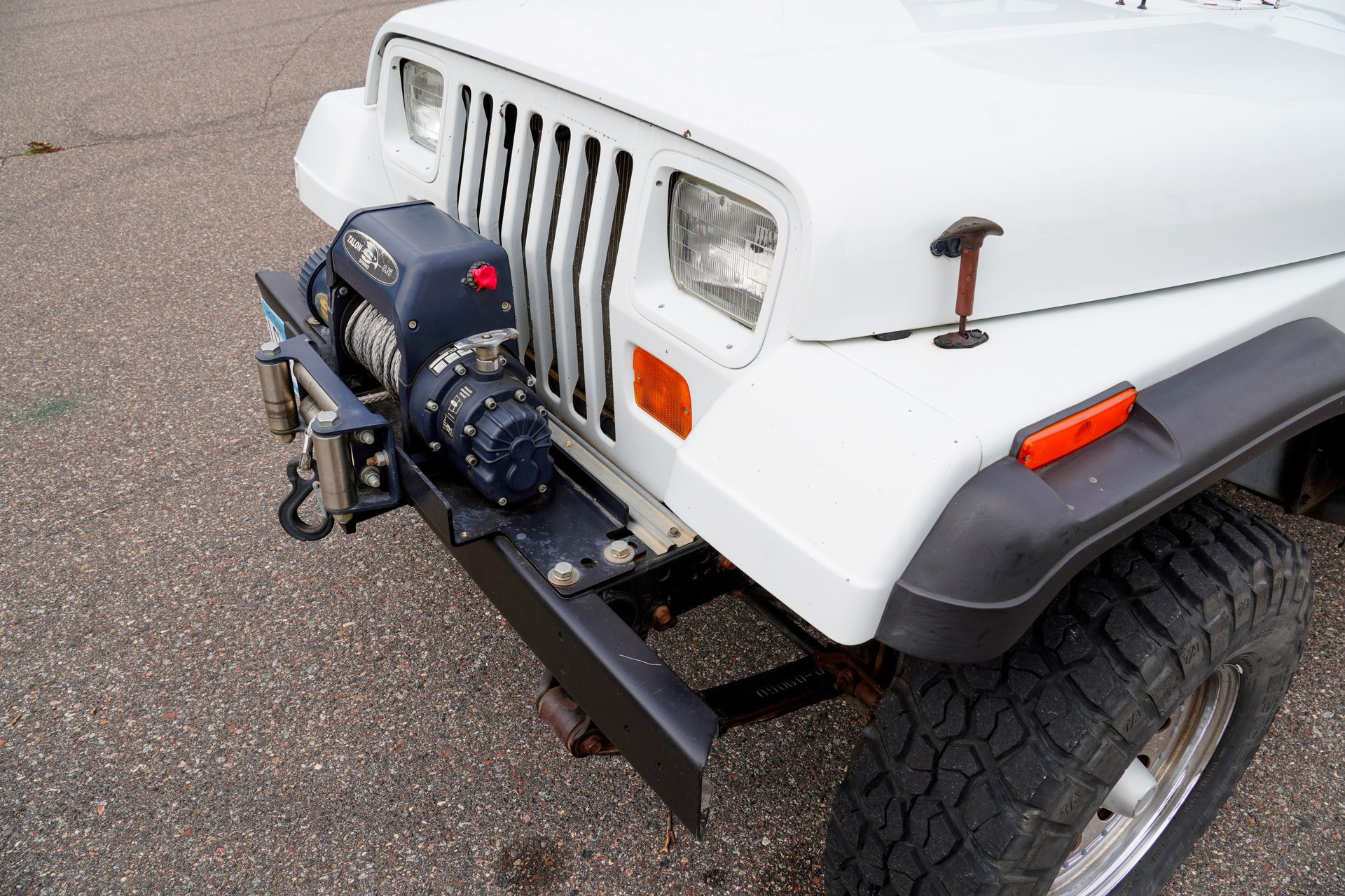 Used 1992 Jeep Wrangler 4WD image 24