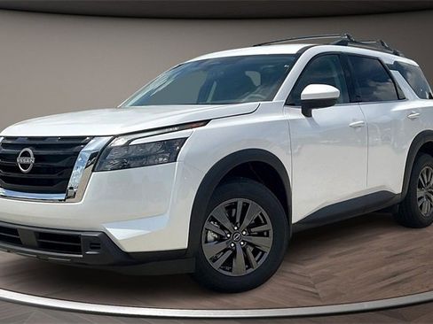 New 2025 Nissan Pathfinder SV w/ SV Premium Package image 1