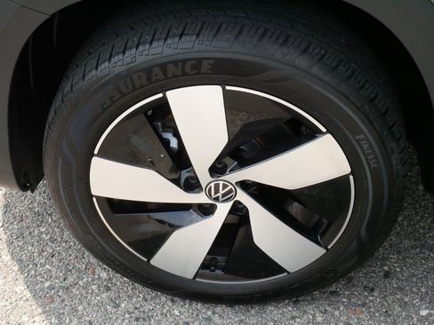 Used 2024 Volkswagen Taos S AWD/4WD image 15