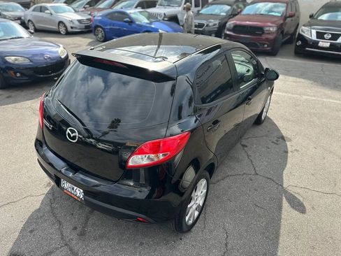 Used 2013 MAZDA MAZDA2 Touring image 19