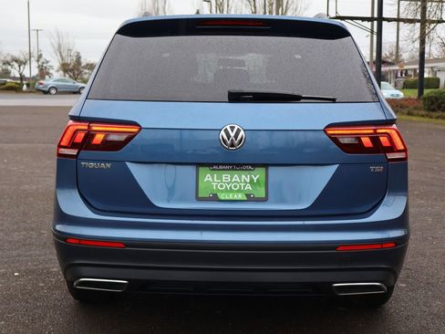 Used 2018 Volkswagen Tiguan S image 5