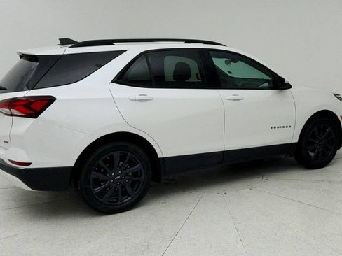 Certified 2023 Chevrolet Equinox RS w/ RS Leather Package FWD image 8