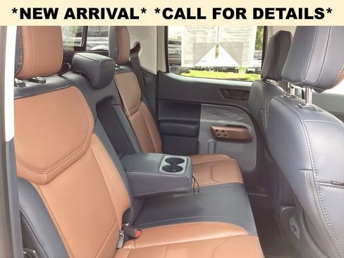 Used 2024 Ford Maverick Lariat w/ FX4 Off-Road Package AWD/4WD image 18