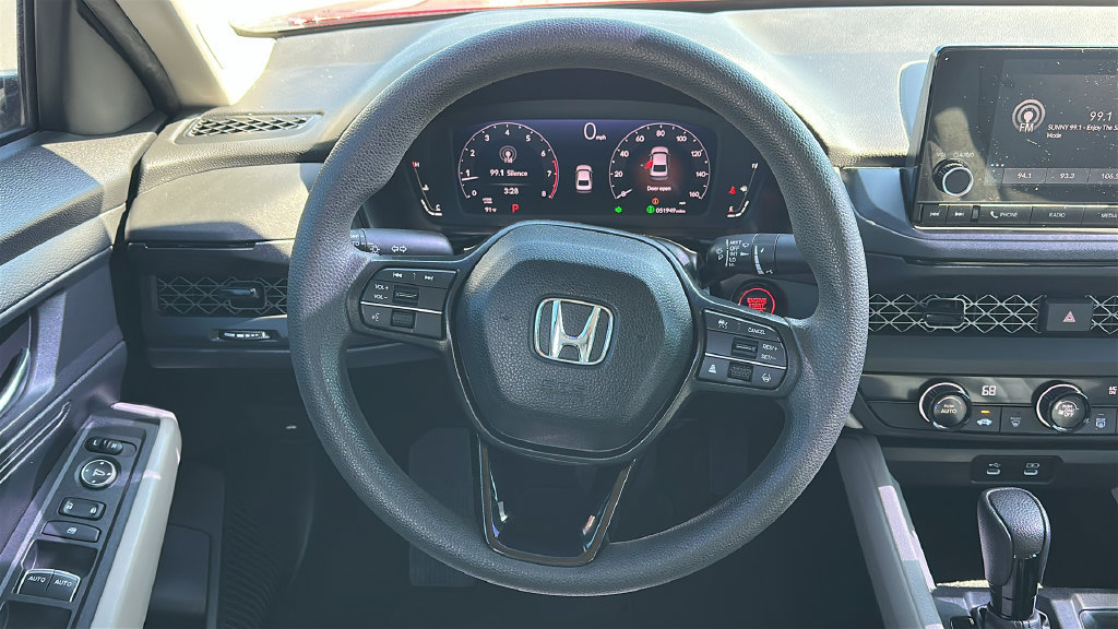 Used 2023 Honda Accord LX image 22