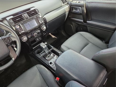 Used 2019 Toyota 4Runner TRD Off-Road Premium image 12