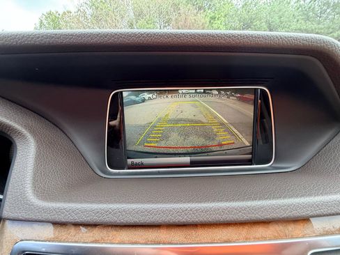 Used 2014 Mercedes-Benz E 350 Sedan image 21
