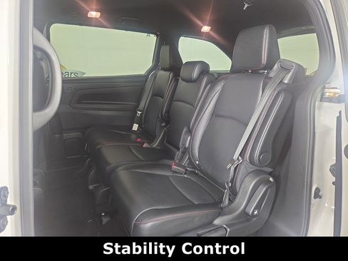 Used 2025 Honda Odyssey Sport-L image 12