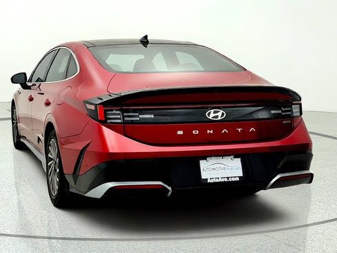 Used 2025 Hyundai Sonata Limited FWD image 6
