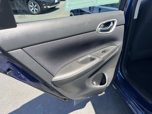 Used 2018 Nissan Sentra SV FWD image 18