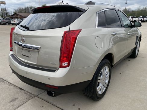 Used 2015 Cadillac SRX Luxury image 7
