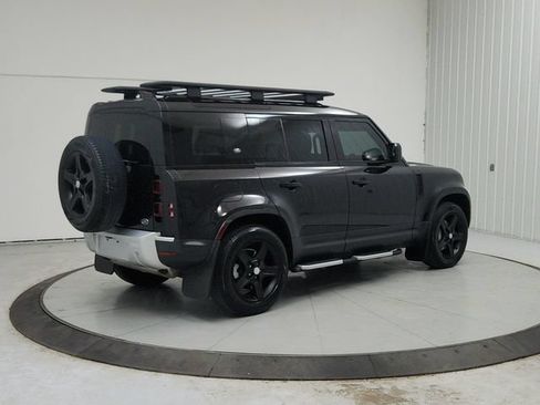 Used 2022 Land Rover Defender 110 SE AWD/4WD image 8