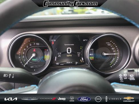 Used 2023 Jeep Wrangler Unlimited Rubicon 4xe image 14