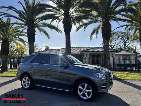 Used 2018 Mercedes-Benz GLE 350 image 2
