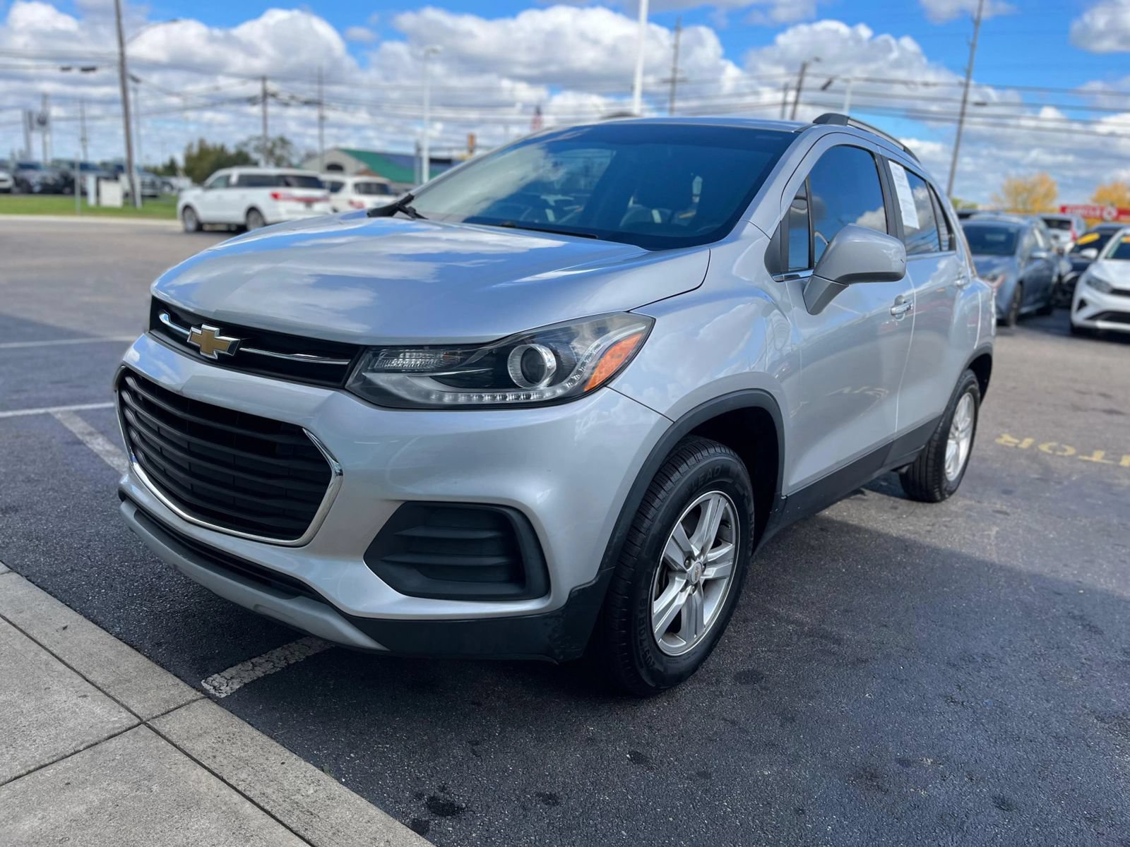 Used 2018 Chevrolet Trax LT w/ LT Convenience Package AWD/4WD image 7