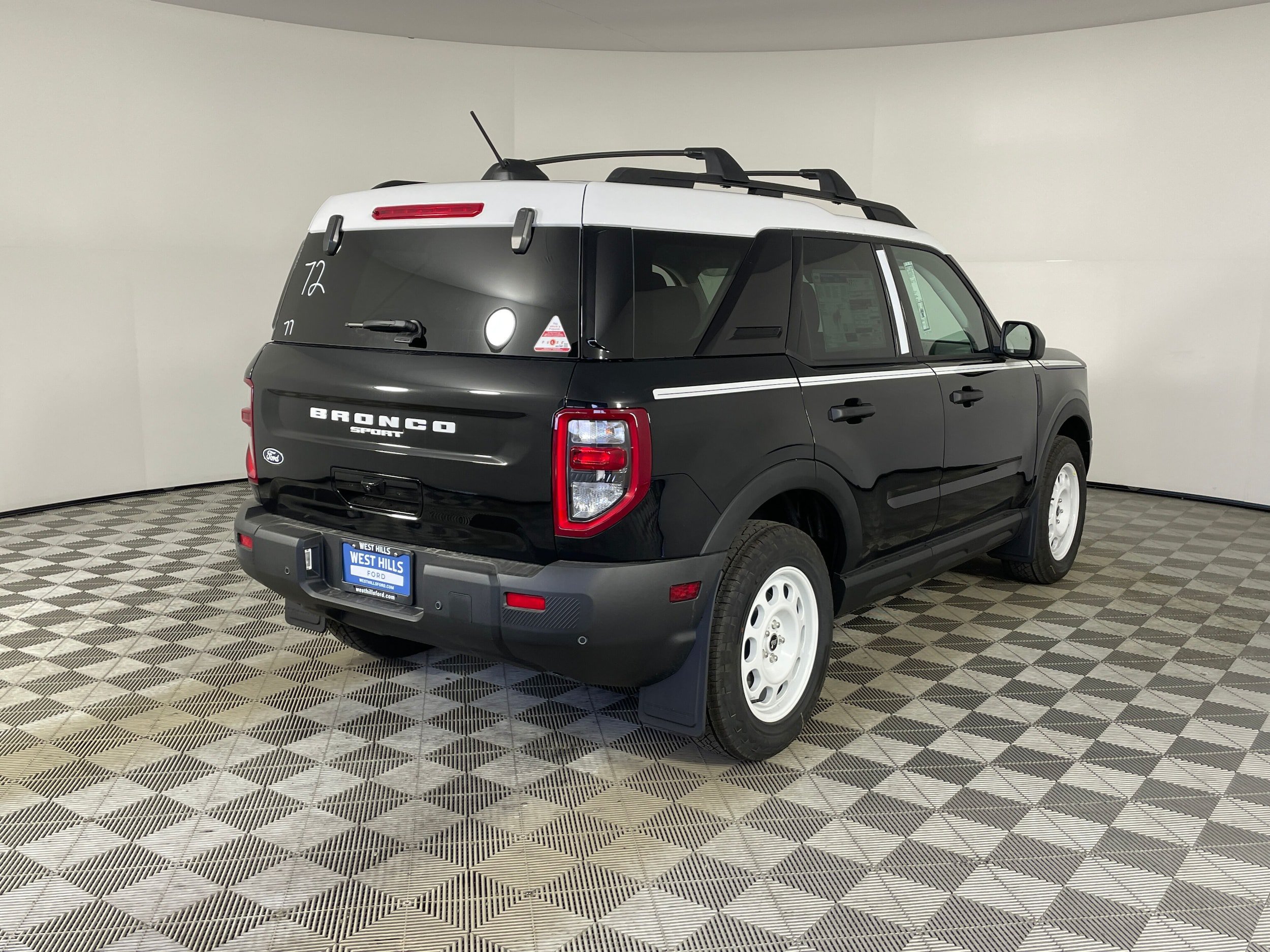 New 2026 Ford Bronco Sport Heritage AWD/4WD image 6