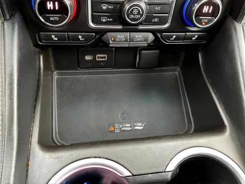 Used 2021 Chevrolet Tahoe Z71 w/ Max Trailering Package image 34