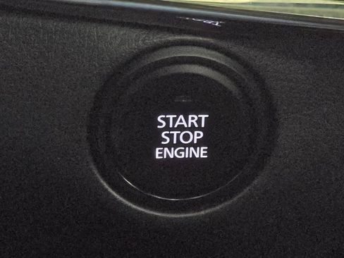 Used 2022 MAZDA CX-30 AWD 2.5 S w/ Premium Package image 32