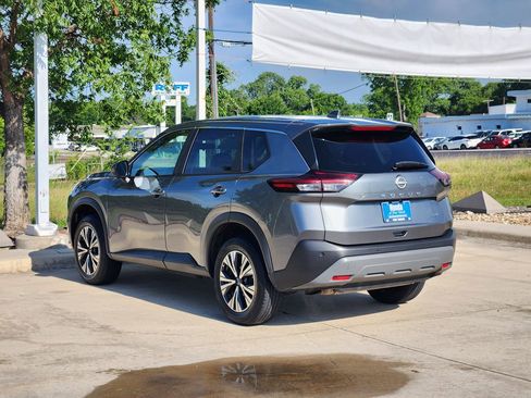 Used 2023 Nissan Rogue SV FWD image 7