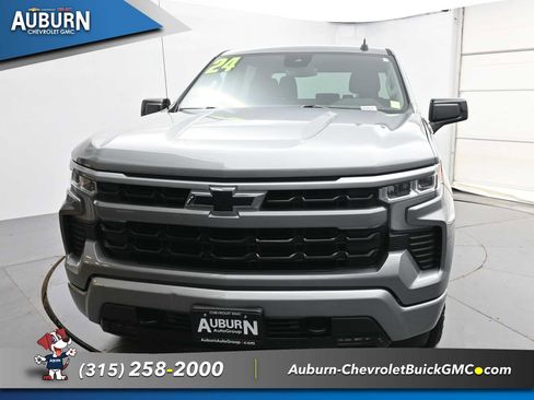 Used 2024 Chevrolet Silverado 1500 RST w/ Z71 Off-Road Package AWD/4WD image 3