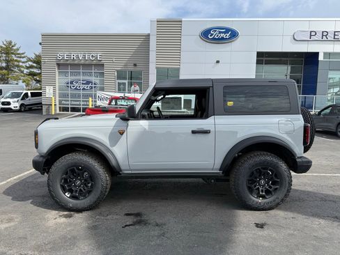 New 2026 Ford Bronco Badlands AWD/4WD image 3