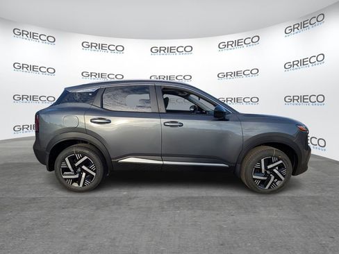New 2026 Nissan Kicks SV w/ SV Premium Package FWD image 8