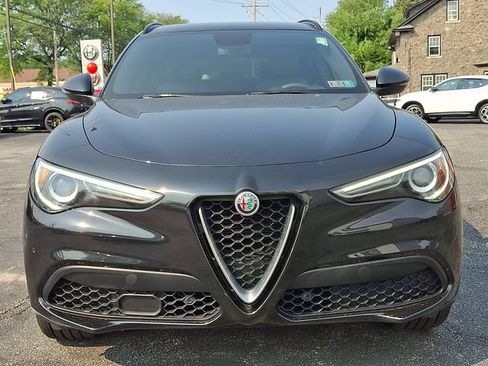 Used 2018 Alfa Romeo Stelvio Ti Sport AWD/4WD image 2