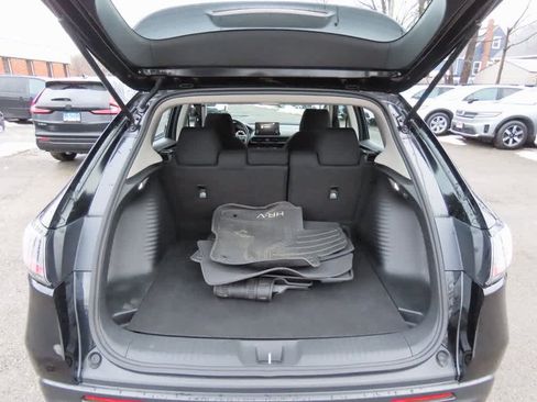 Certified 2024 Honda HR-V LX image 11