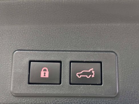 Used 2020 Subaru Ascent Touring w/ Popular Package #2A AWD/4WD image 7