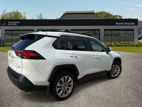 Used 2025 Toyota RAV4 XLE Premium FWD image 5
