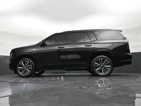 Used 2025 Cadillac Escalade Sport RWD image 24